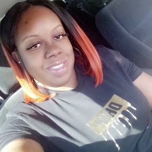 Meet your Posher, Monique